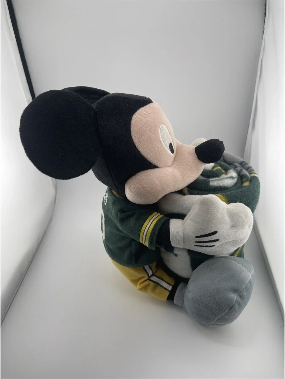 Green Bay Packers Mickey Mouse Throw Blanket NFL Offical Brand New
